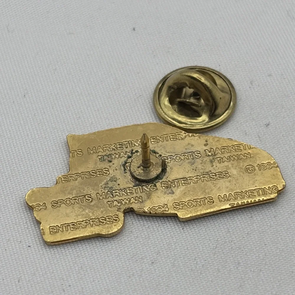 Camel Smokin’ Joe’s Racing Car Tobacco Company NASCAR Lapel Hat Pin Vintage 1994